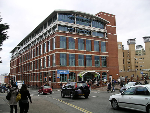 考文垂大學校景2